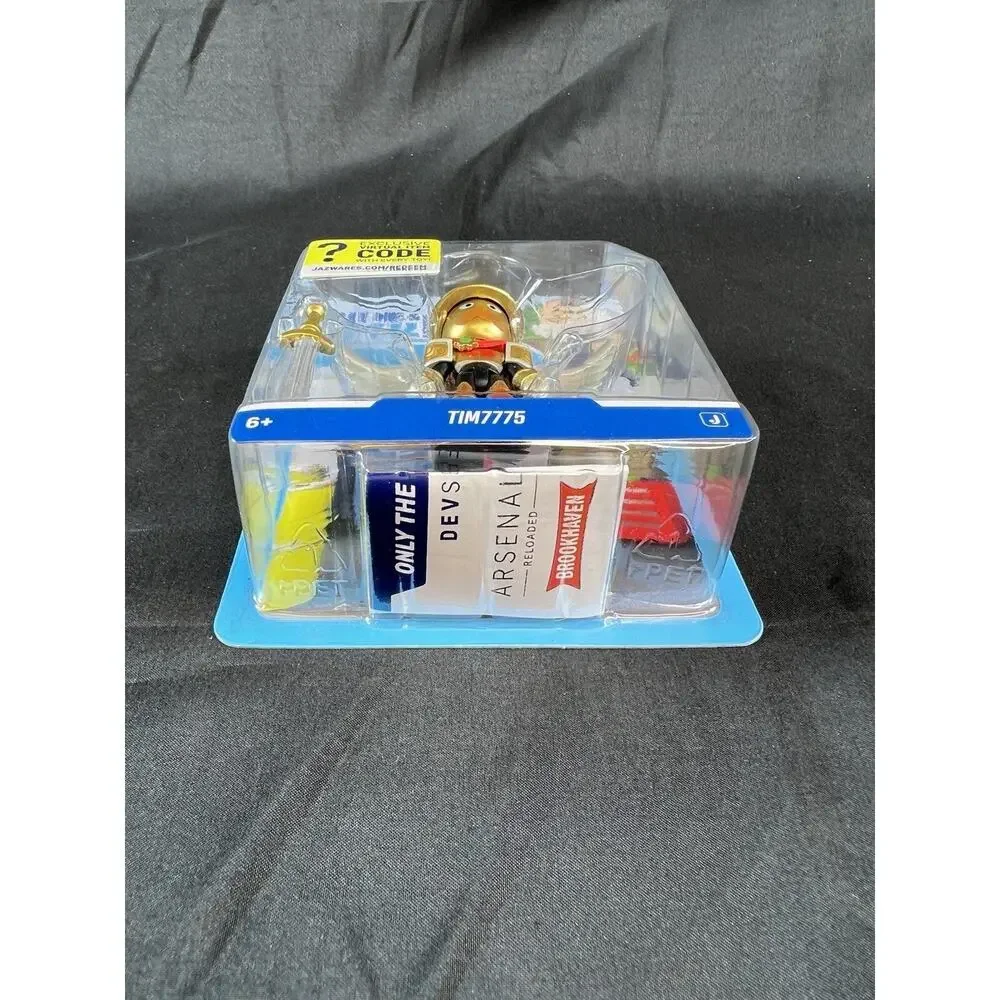Roblox DevSeries Hide & Seek Extreme: TIM7775 Toy Figure w/Virtual Item Code NEW